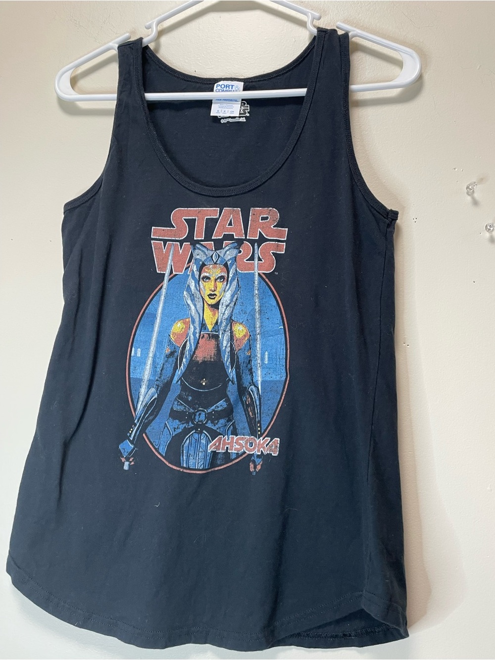Star Wars Ahsoka Tano Graphic Tank Top – Women’s Size Small – Black@